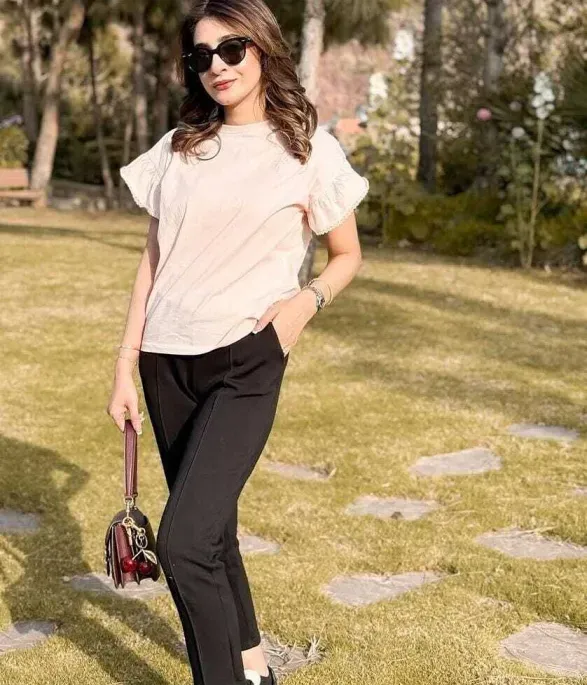 Tanvi Mumbai escorts